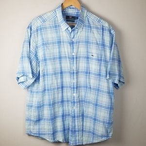 Vineyard Vines size XL Button Down Short sleeves